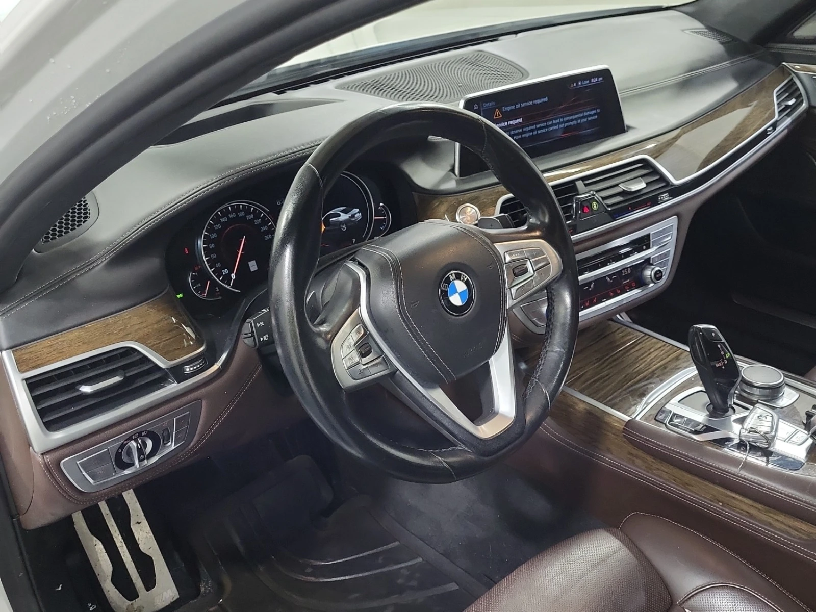BMW 750 xDrive* �����* Digital* Harman* HUD* Ambient* 360* | Mobile.bg � ����������� 9