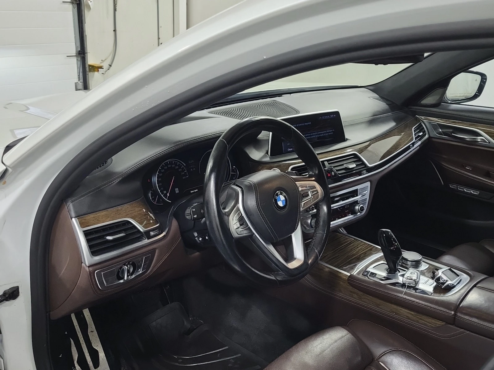 BMW 750 xDrive* �����* Digital* Harman* HUD* Ambient* 360* | Mobile.bg � ����������� 8