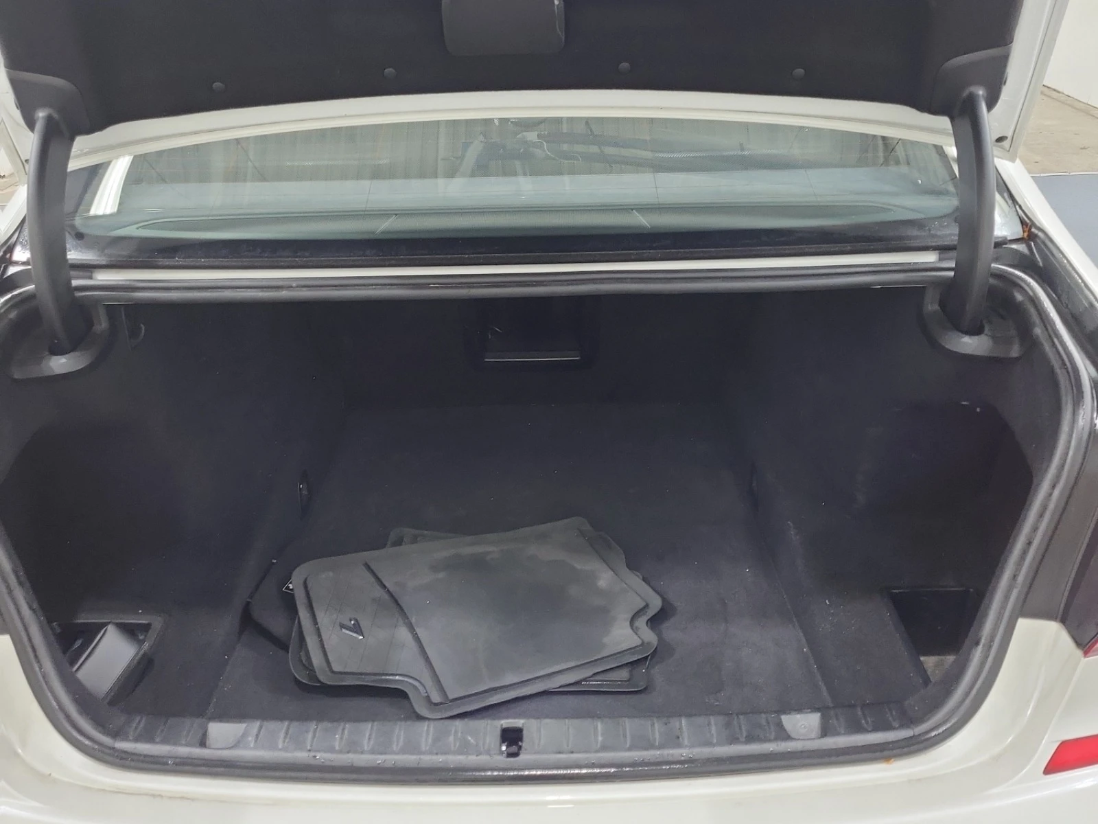 BMW 750 xDrive* �����* Digital* Harman* HUD* Ambient* 360* | Mobile.bg � ����������� 17