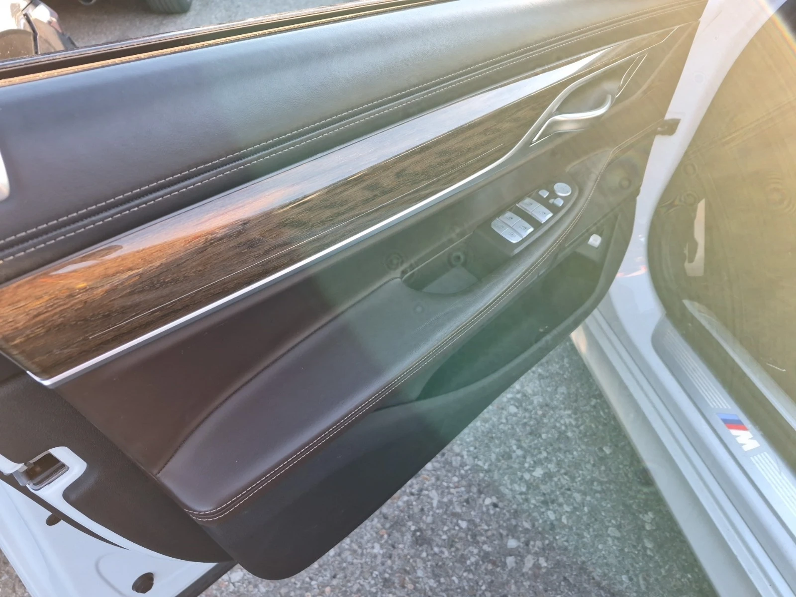 BMW 750 xDrive* �����* Digital* Harman* HUD* Ambient* 360* | Mobile.bg � ����������� 16