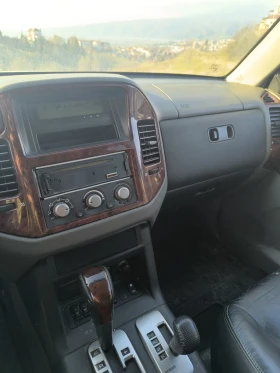 Mitsubishi Pajero - 4300 € / 8410.07 лв. - 14729723 10