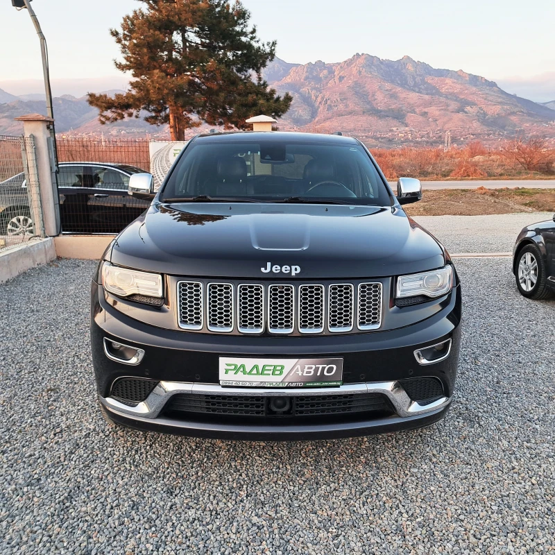 Jeep Grand cherokee SUMMIT* 5.7* V8* DISTRONIC* PANORAMA* KEYLESS&GO* , снимка 1 - Автомобили и джипове - 49026051