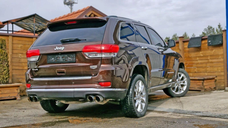 Jeep Grand cherokee 5.7i-HEMI-SUMMIT-НАЛИЧЕН В БЪЛГАРИЯ!, снимка 4 - Автомобили и джипове - 49342641