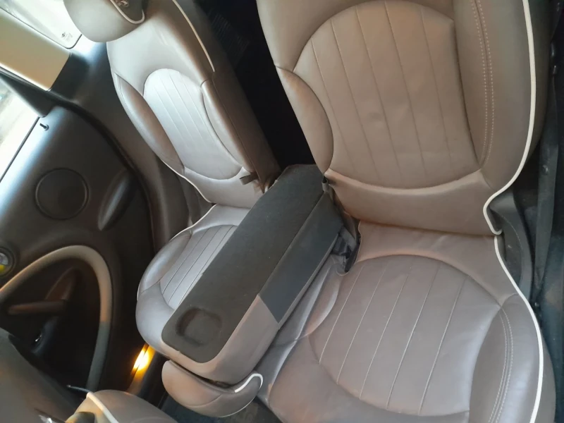 Mini Countryman, снимка 13 - Автомобили и джипове - 52395942