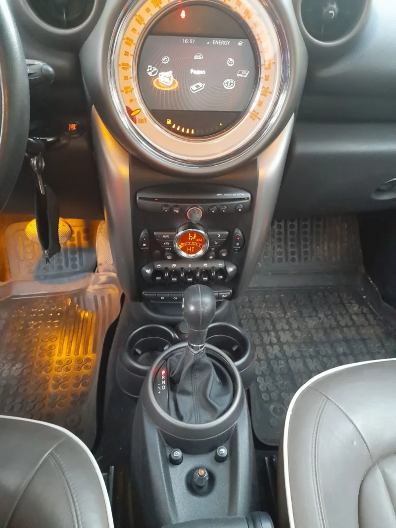 Mini Countryman, снимка 15 - Автомобили и джипове - 52395942