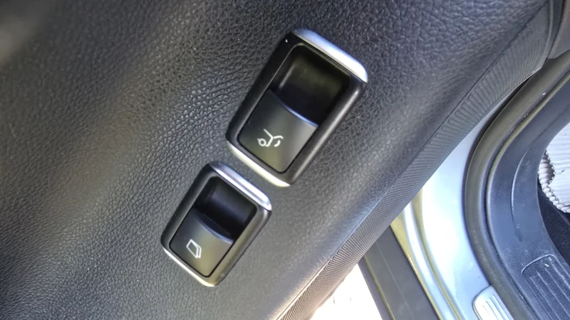 Mercedes-Benz GL 350 AMG Pack, снимка 14 - Автомобили и джипове - 52526905