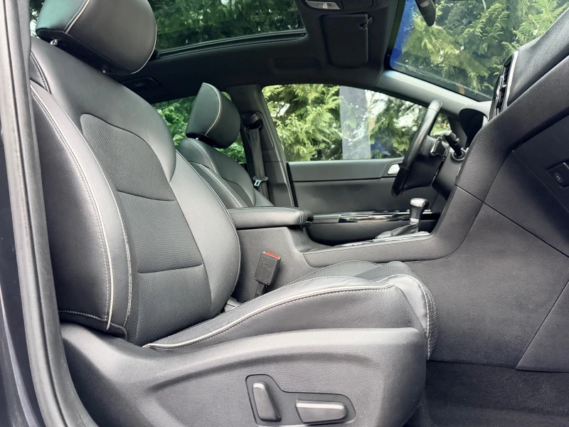 Kia Sportage 2.0CRDI GT-LINE PANORAMA KOJA NAVI KAMERA KEYLESS , снимка 13 - Автомобили и джипове - 53358855