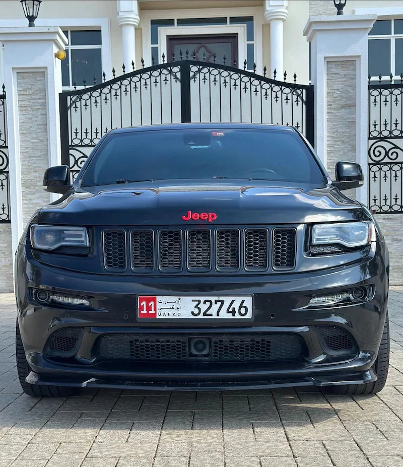 Jeep Grand cherokee SRT, снимка 1 - Автомобили и джипове - 48629151