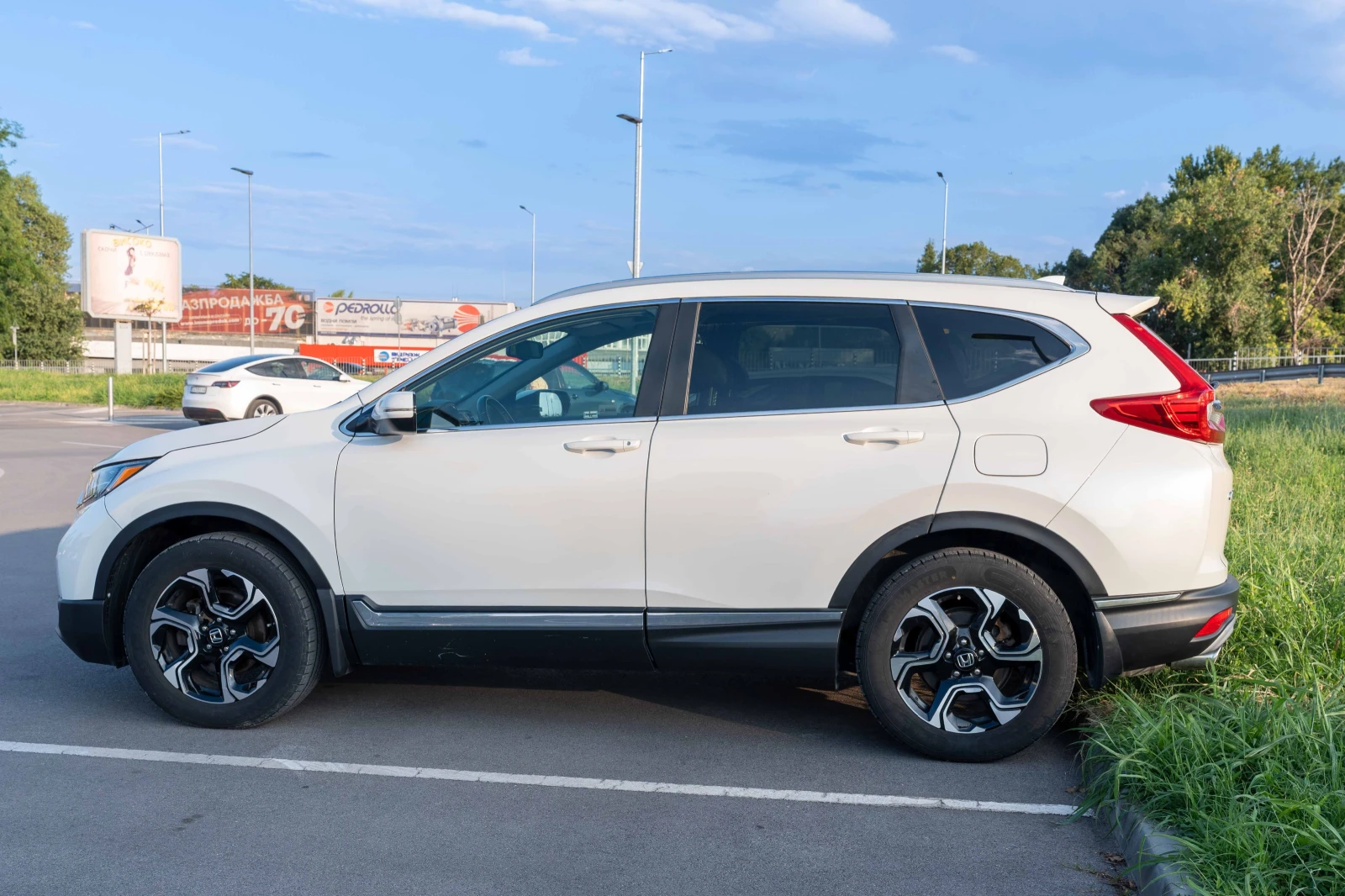 Honda Cr-v 1.5 Turbo TOURING AWD 4x4 - изображение 3