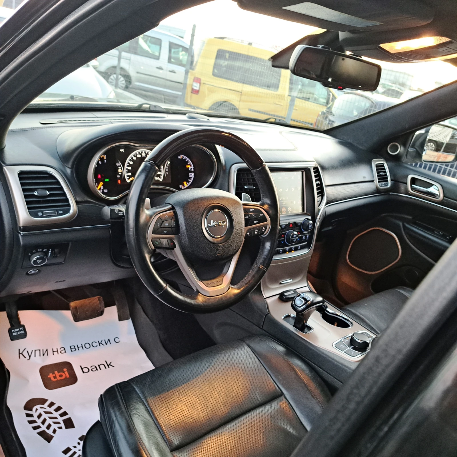 Jeep Grand cherokee SUMMIT* 5.7* V8* DISTRONIC* PANORAMA* KEYLESS&GO*  - изображение 7