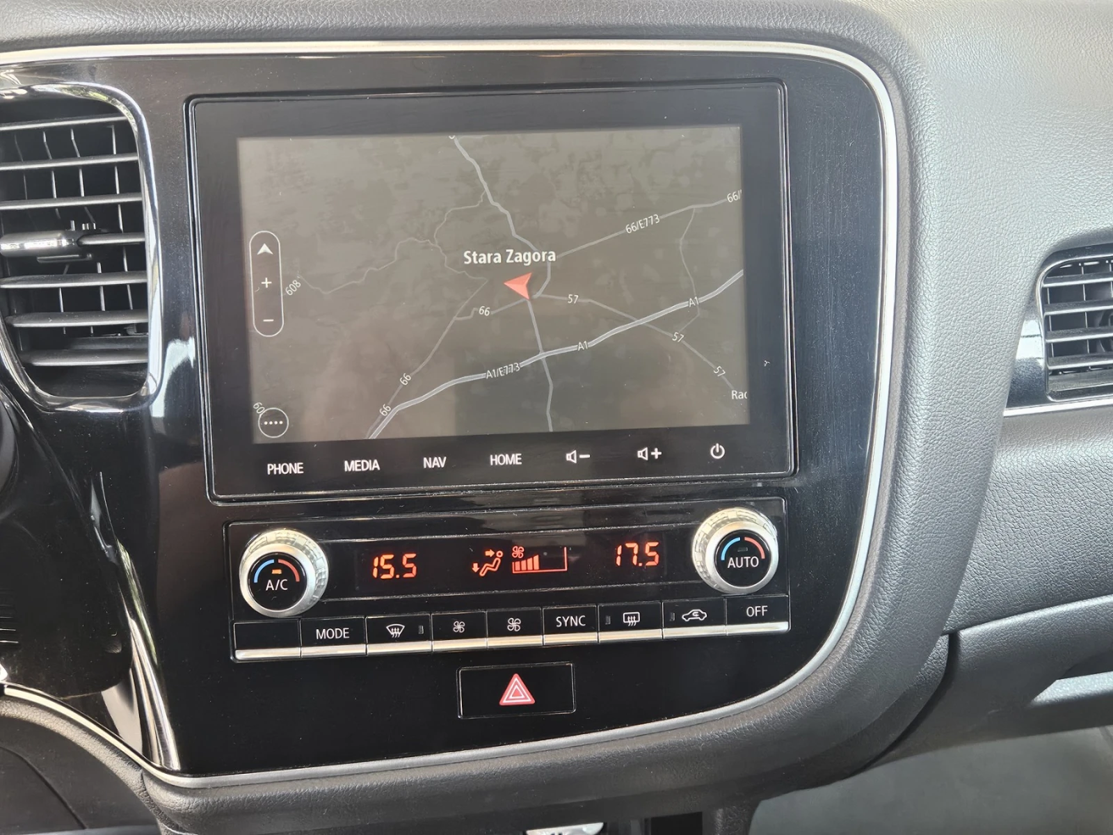 Mitsubishi Outlander 2.0 INSTYLE CVT - изображение 7