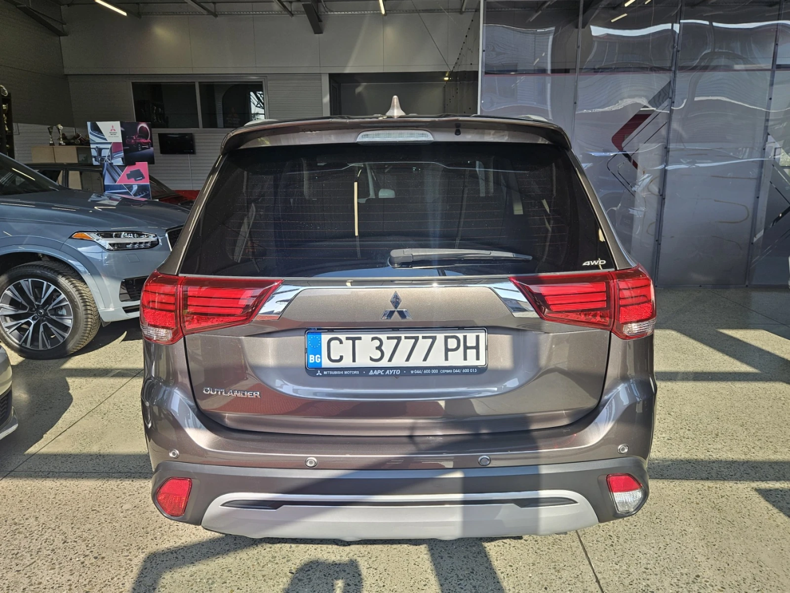 Mitsubishi Outlander 2.0 INSTYLE CVT - изображение 6