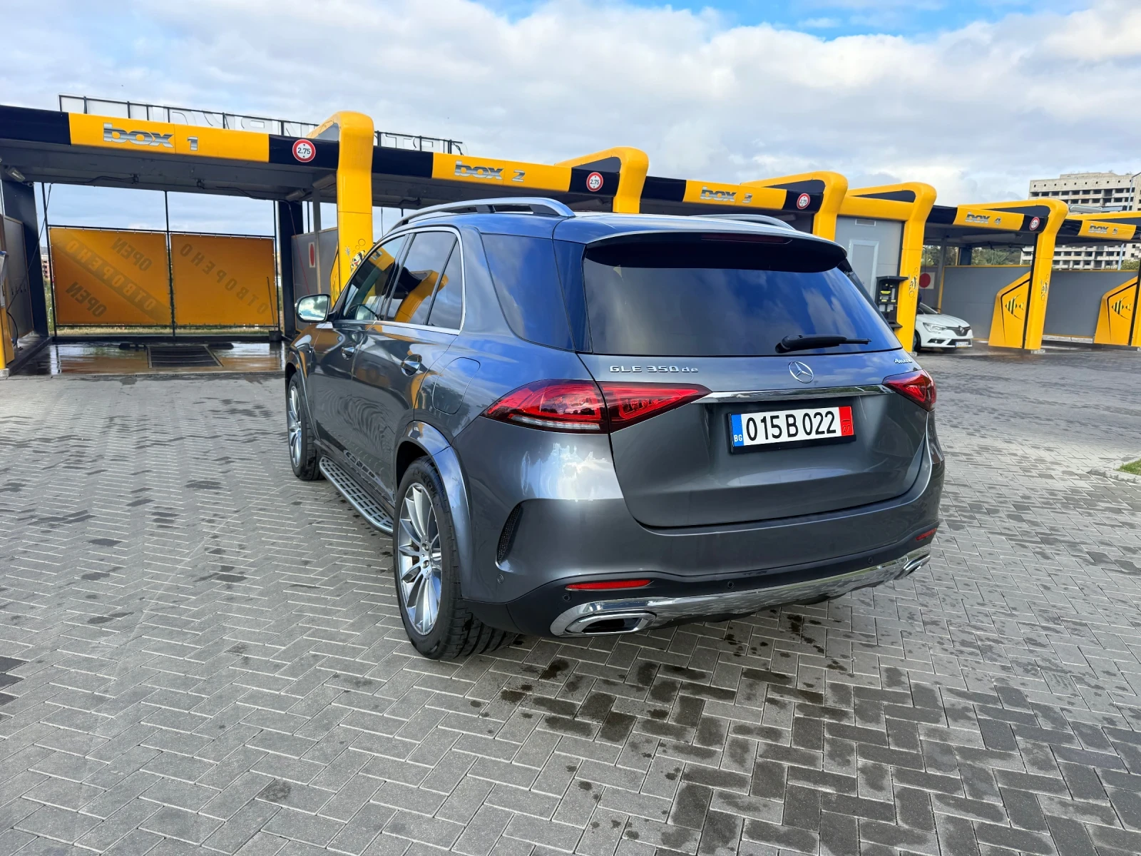 Mercedes-Benz GLE 350 de/AMG/4Matic/Панорама/Камера 360/9G-Tronic - изображение 6