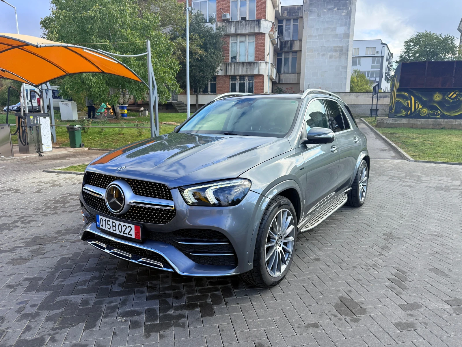 Mercedes-Benz GLE 350 de/AMG/4Matic/Панорама/Камера 360/9G-Tronic - изображение 2