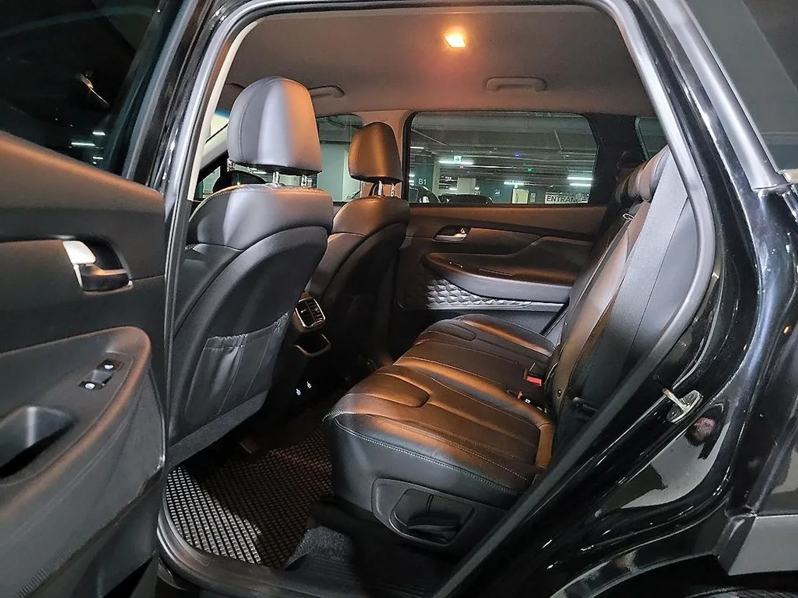 Hyundai Santa fe TM Premium/ПОДГРЕВИ/ОБДУХВАНЕ, снимка 8 - Автомобили и джипове - 54913410