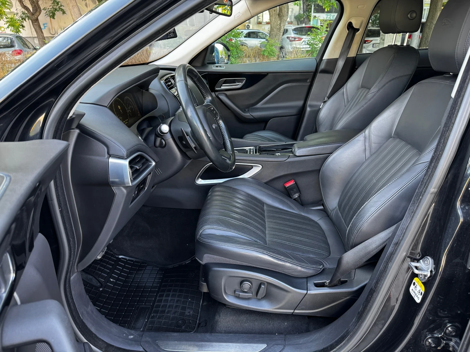 Jaguar F-PACE, снимка 8 - Автомобили и джипове - 54940090