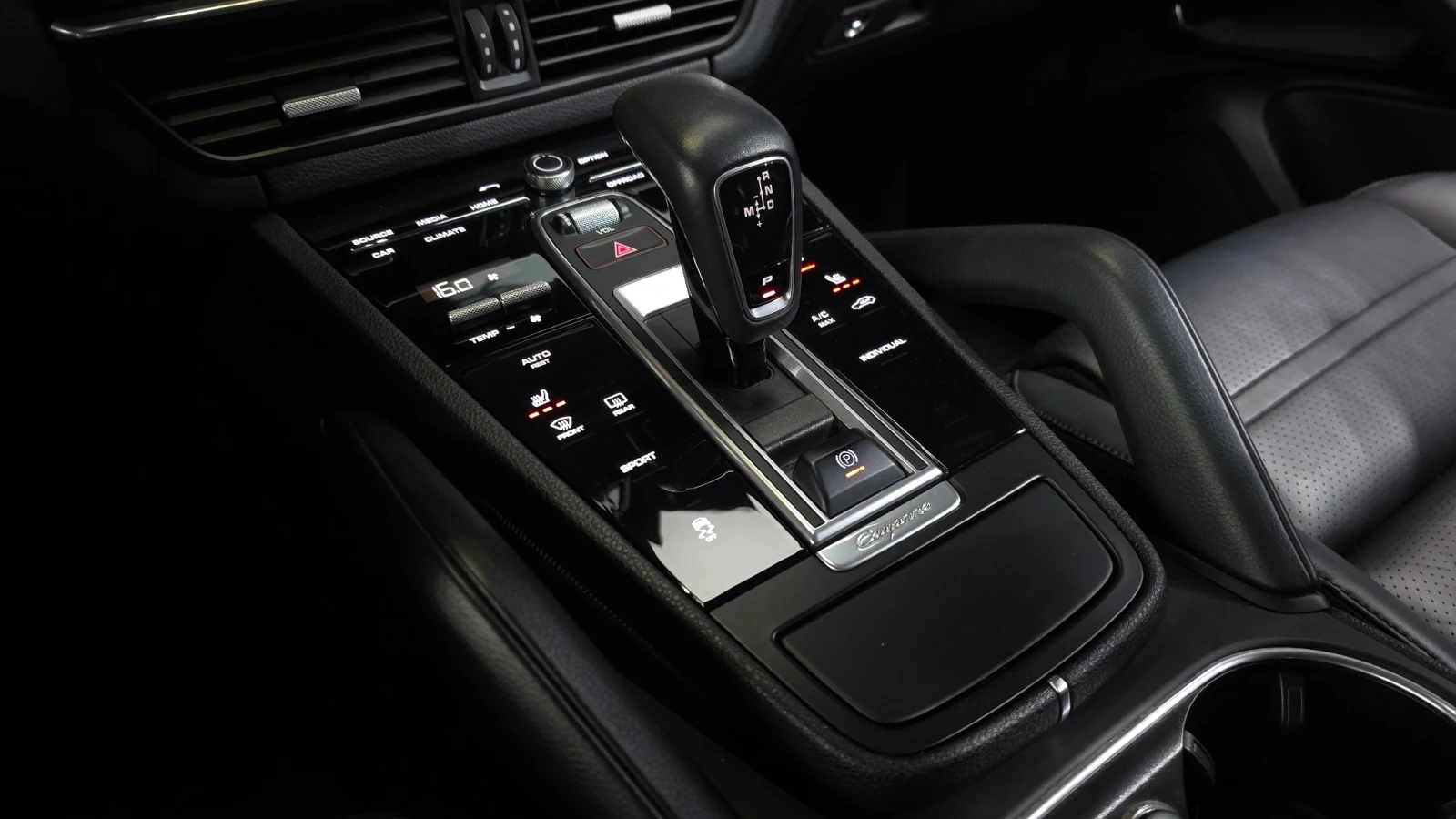 Porsche Cayenne, снимка 9 - Автомобили и джипове - 55689541