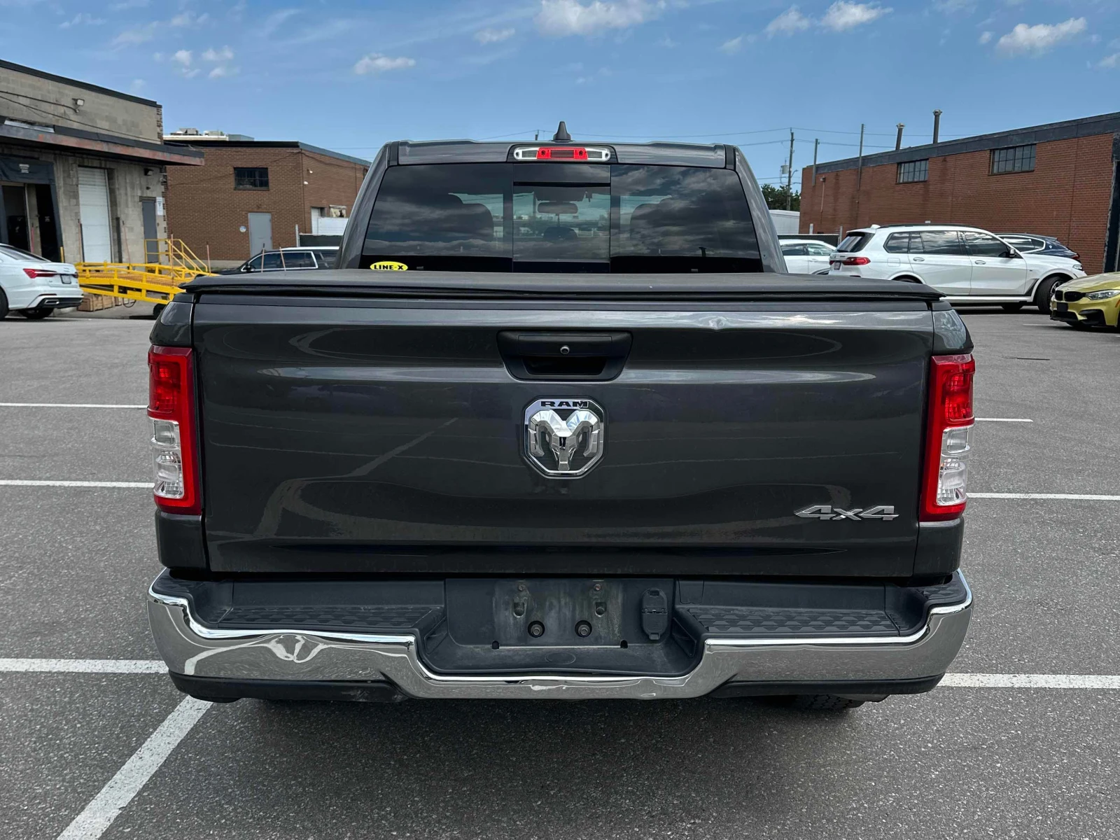 Dodge RAM 1500 * Tradesman * CARFAX * БЕЗ ПЪРВОНАЧАЛНА ВНОСКА, снимка 4 - Автомобили и джипове - 55875643