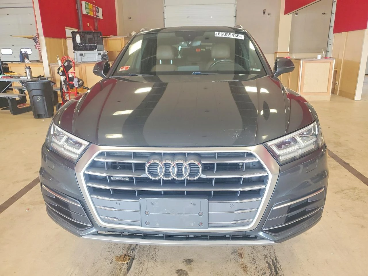 Audi Q5 2.0l Premium Plus, снимка 5 - Автомобили и джипове - 56084311
