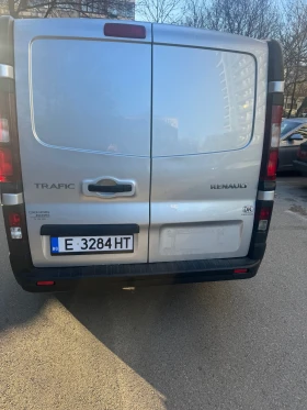 Renault Trafic Дълга база, снимка 11