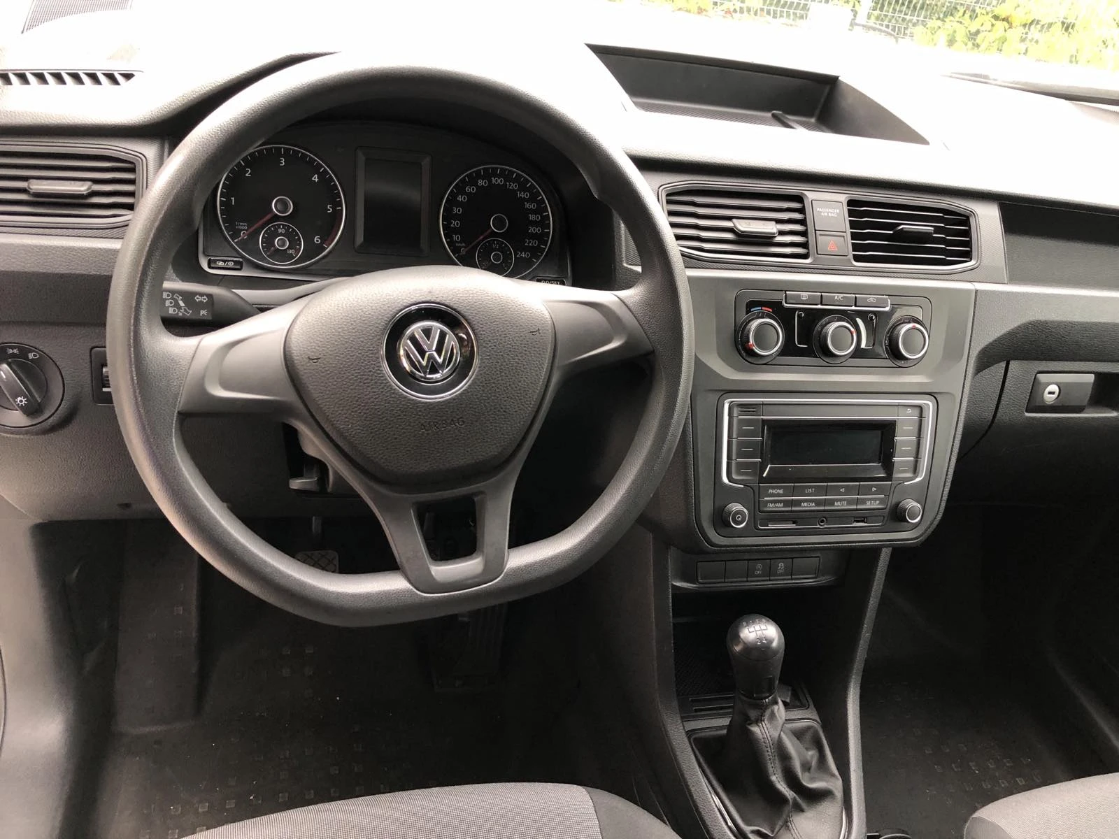 VW Caddy  - изображение 10