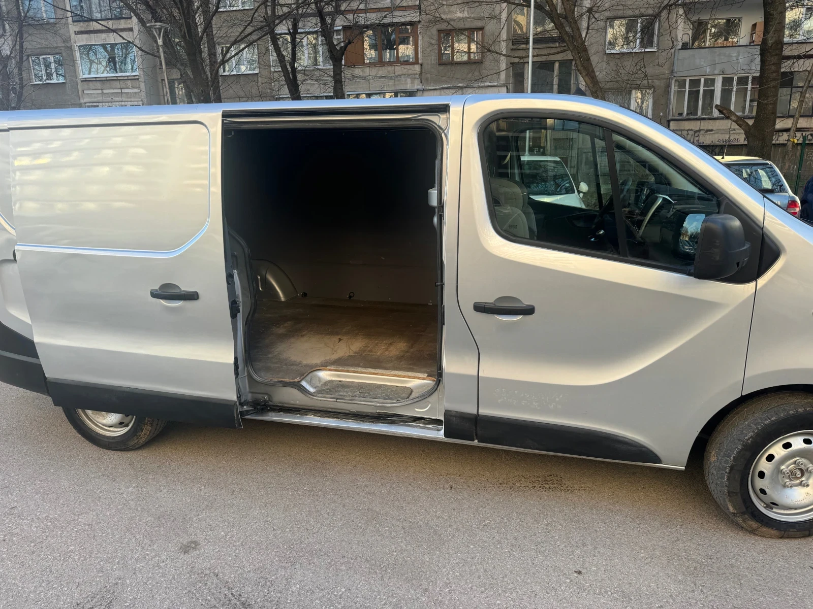 Renault Trafic ����� ���� | Mobile.bg � ����������� 12