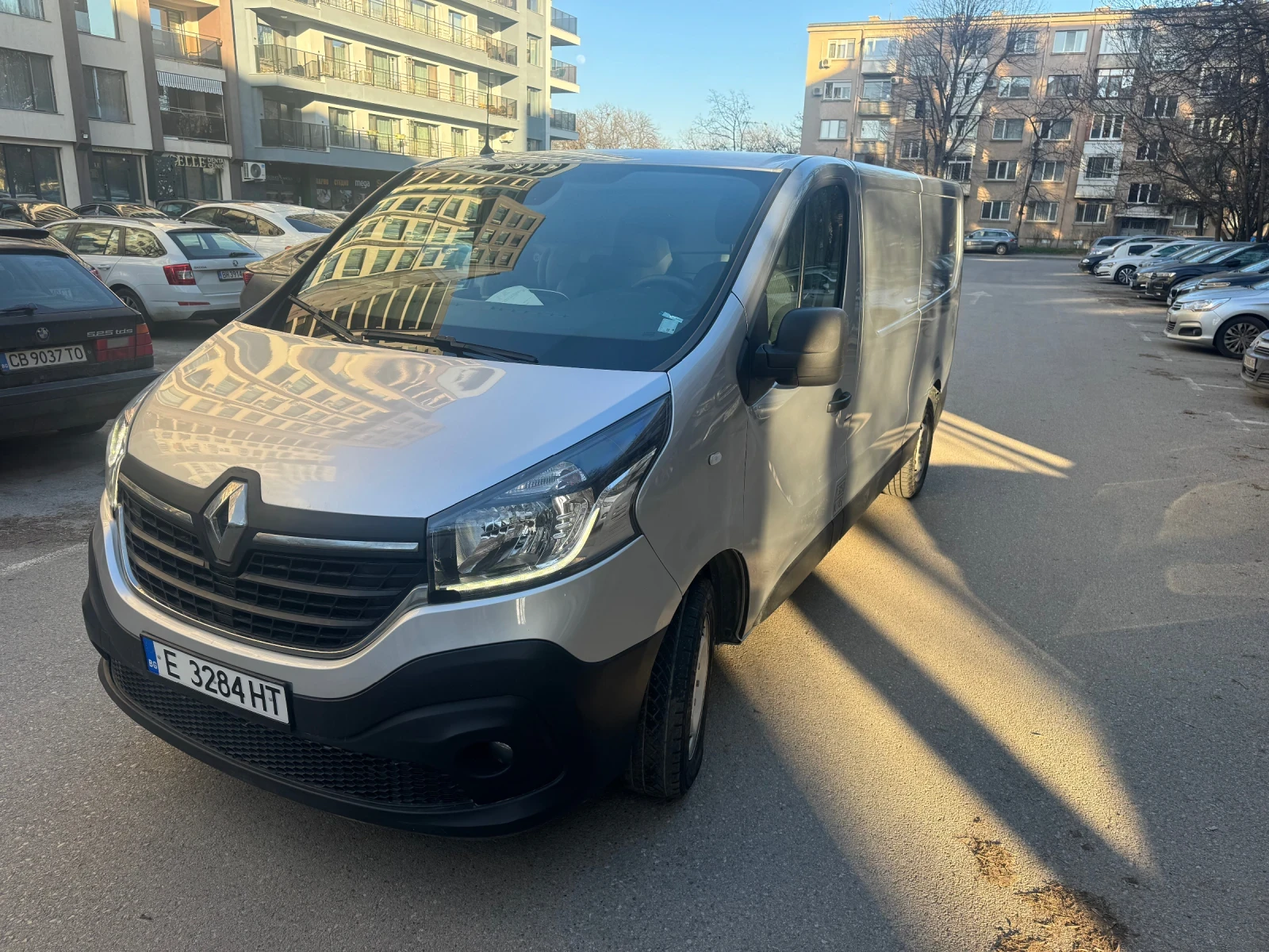 Renault Trafic Дълга база - изображение 9