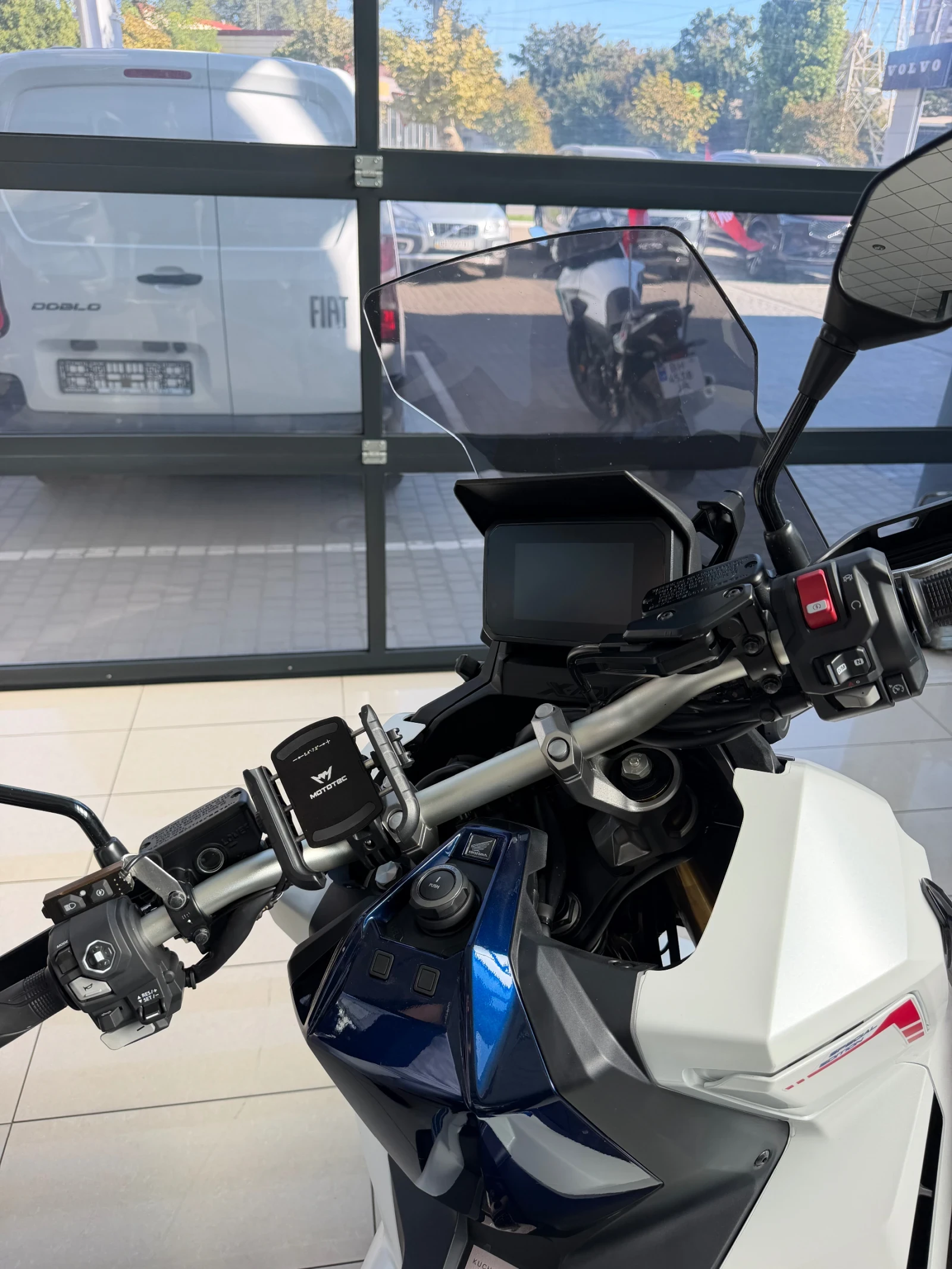 Honda X-ADV, снимка 8 - Мотоциклети и мототехника - 56715224