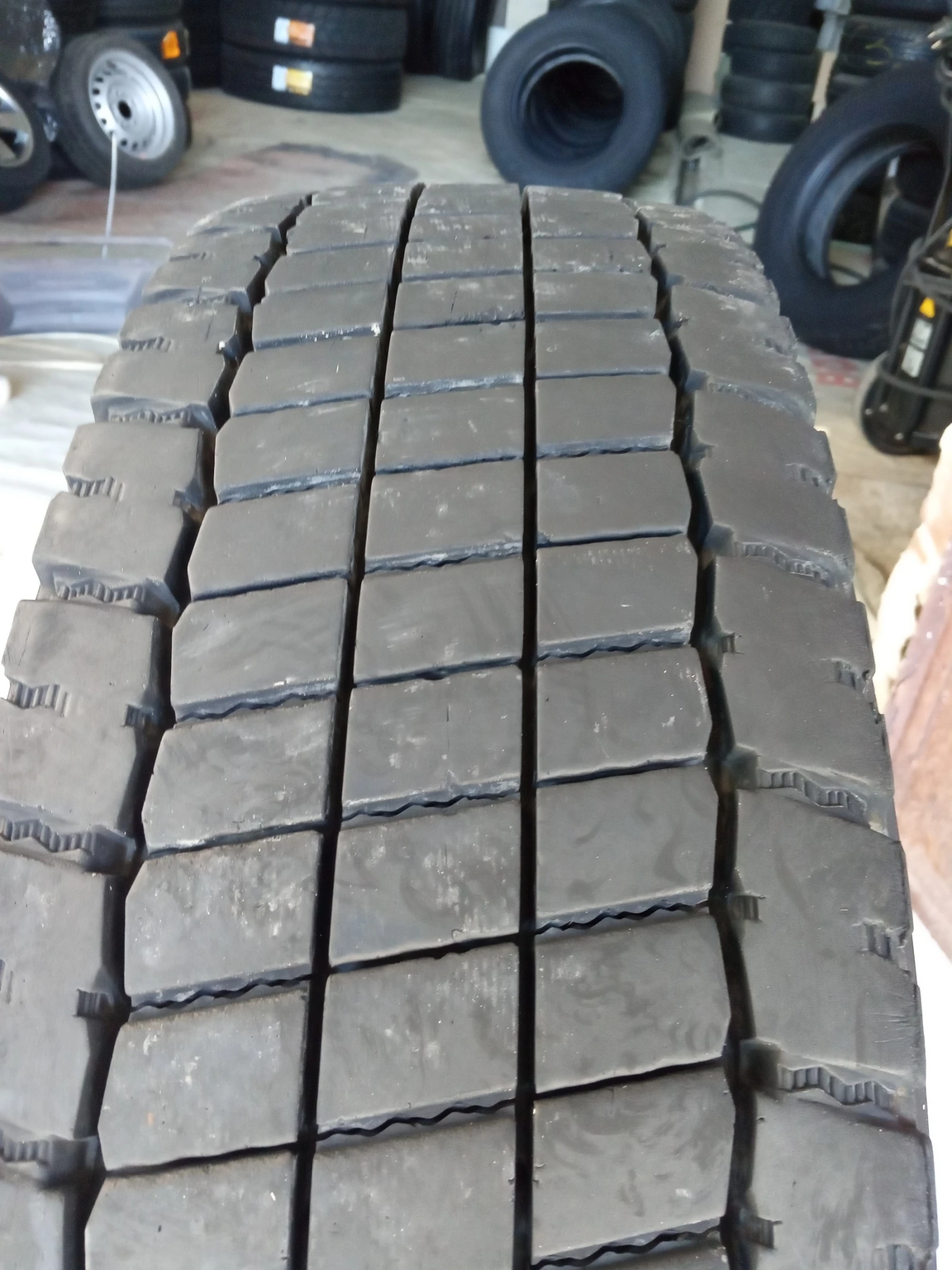  205/75R17.5 | Mobile.bg   2