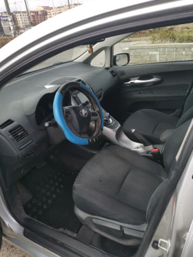 Toyota Auris, снимка 8