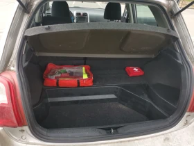 Toyota Auris, снимка 10