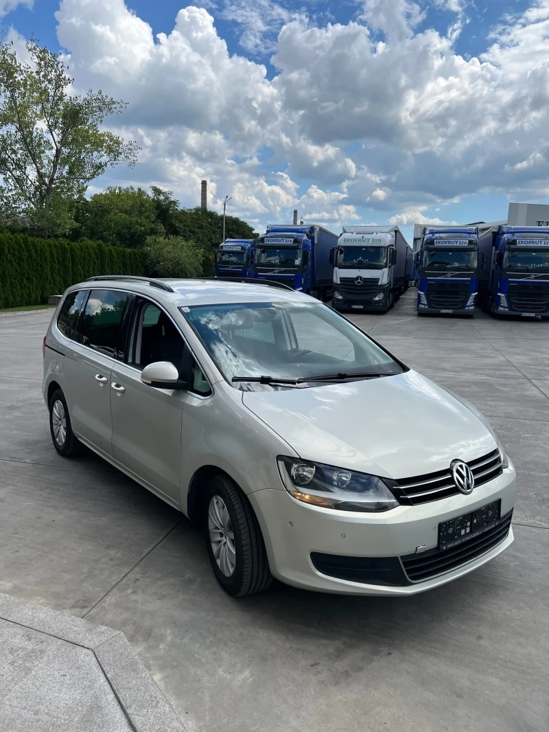 VW Sharan 2.0 DSG , снимка 4 - Автомобили и джипове - 37917234