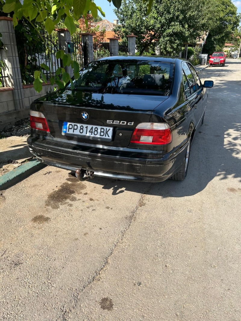 BMW 520, снимка 3 - Автомобили и джипове - 46754641