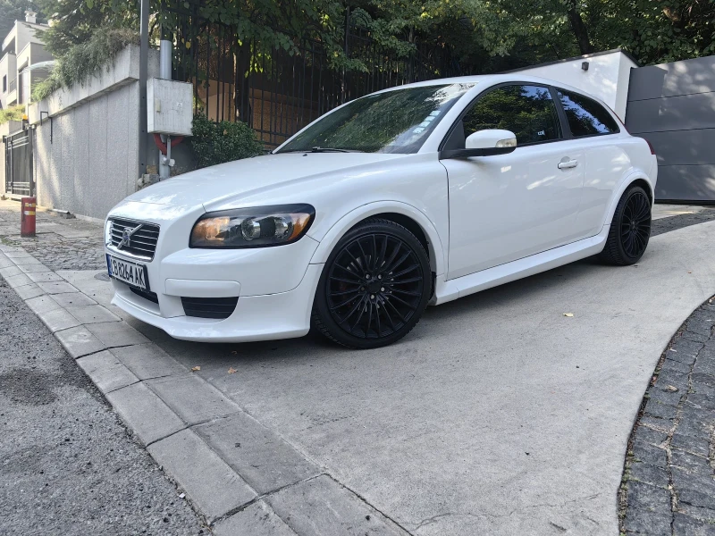 Volvo C30 R Design 2.0 diesel, снимка 5 - Автомобили и джипове - 48495512