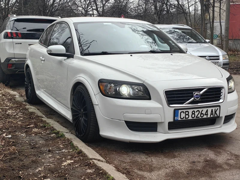 Volvo C30 R Design 2.0 diesel, снимка 13 - Автомобили и джипове - 48495512