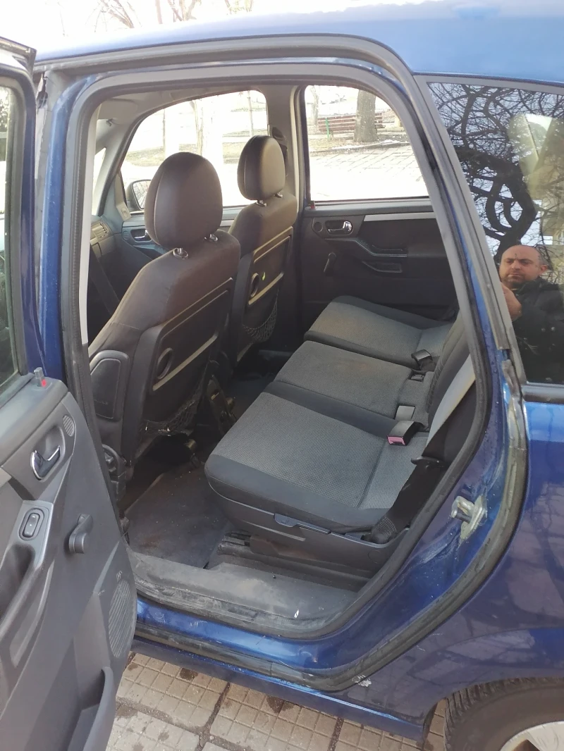 Opel Meriva 1.6, снимка 6 - Автомобили и джипове - 48731596