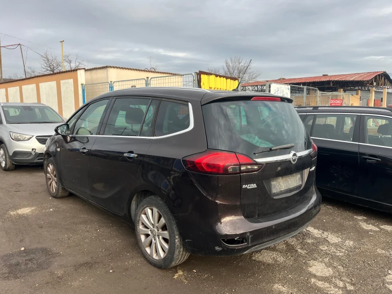 Opel Zafira 1.6 TURBO, снимка 4 - Автомобили и джипове - 48807217