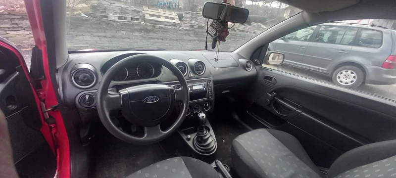 Ford Fiesta, снимка 9 - Автомобили и джипове - 49457431