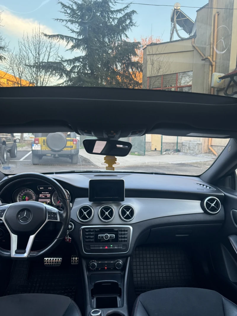 Mercedes-Benz CLA 200 AMG, снимка 10 - Автомобили и джипове - 49565776