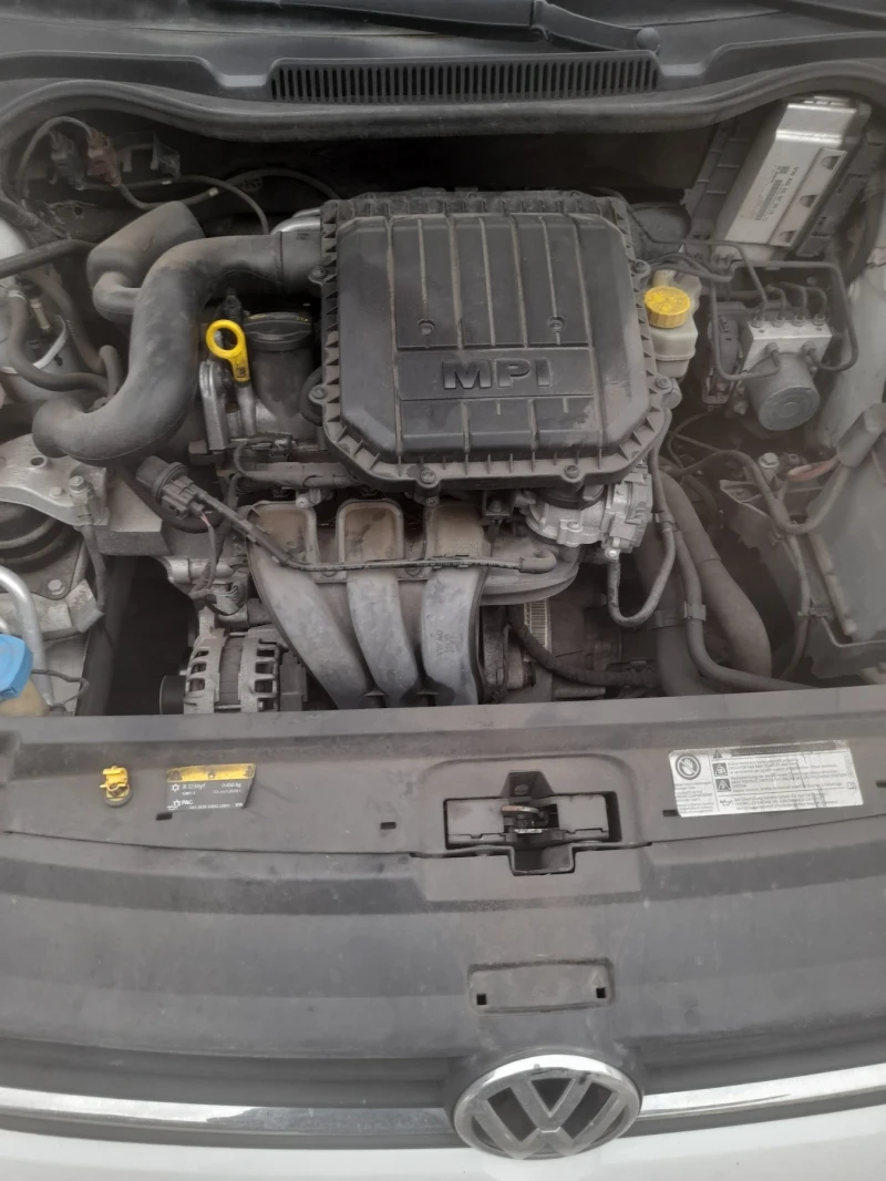 VW Polo 1.0 бензин , снимка 8 - Автомобили и джипове - 49663785