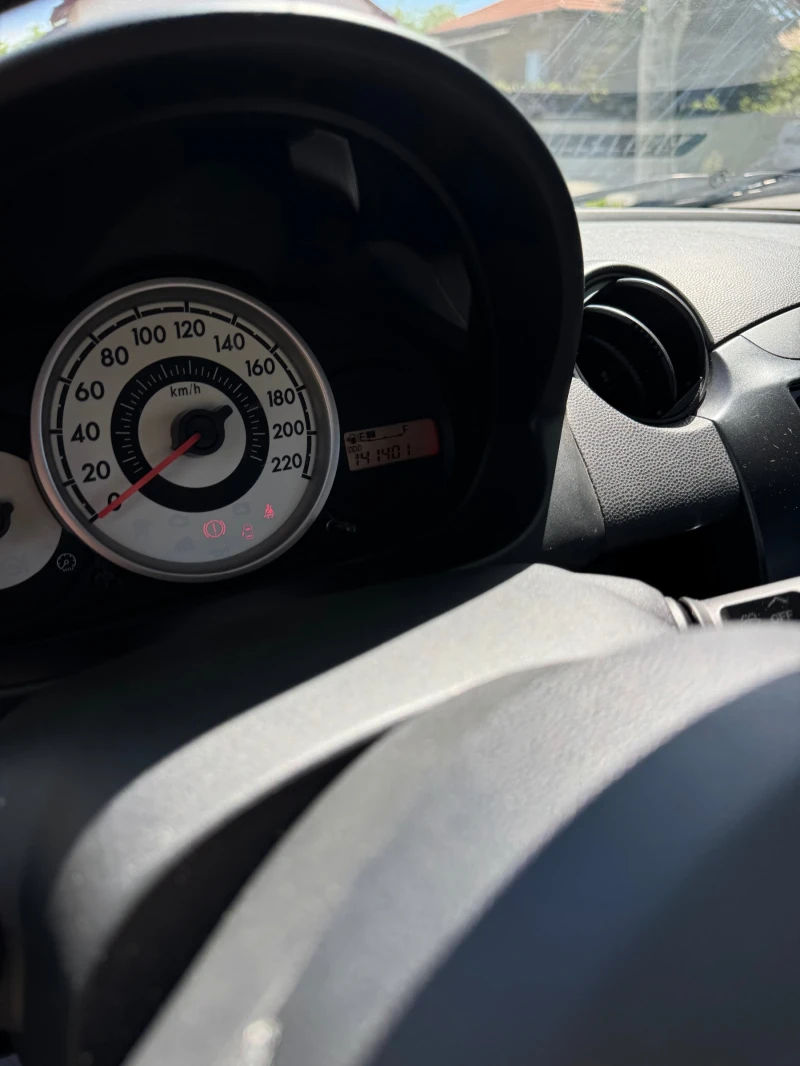 Mazda 2 1.4 BENZIN AUSTRIA, снимка 10 - Автомобили и джипове - 51192623