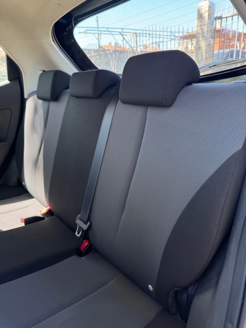 Mazda 2 1.4 BENZIN AUSTRIA, снимка 12 - Автомобили и джипове - 51192623