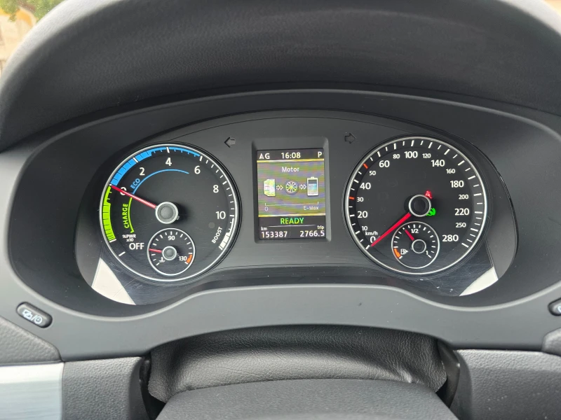 VW Jetta 1.4, снимка 8 - Автомобили и джипове - 52649631