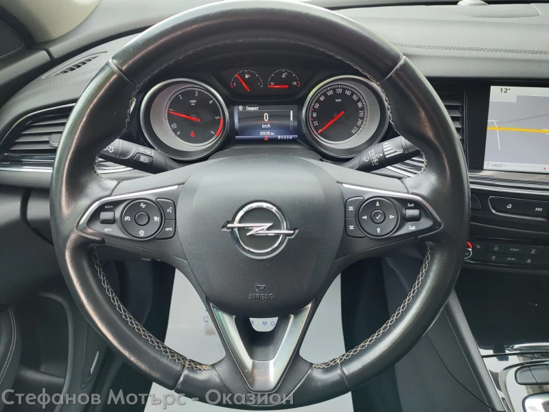 Opel Insignia B Innovation 2.0 CDTI (170hp) AT8, снимка 9 - Автомобили и джипове - 52146675