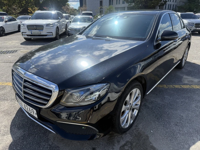 Mercedes-Benz E 220 Exclusive 9G Tronic ОЧАКВАН ВНОС - КАТО НОВА 