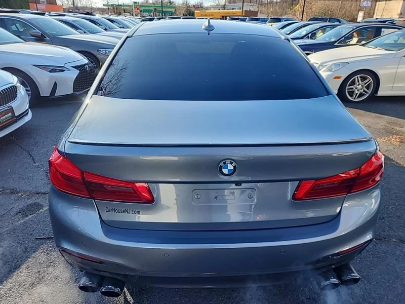 BMW 550 M550XI / DISTRONIC / 360 / HEADUP / HARMAN, снимка 5 - Автомобили и джипове - 52579831