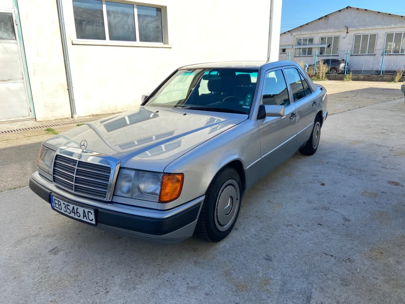 Mercedes-Benz 124 260E, снимка 2 - Автомобили и джипове - 52589023