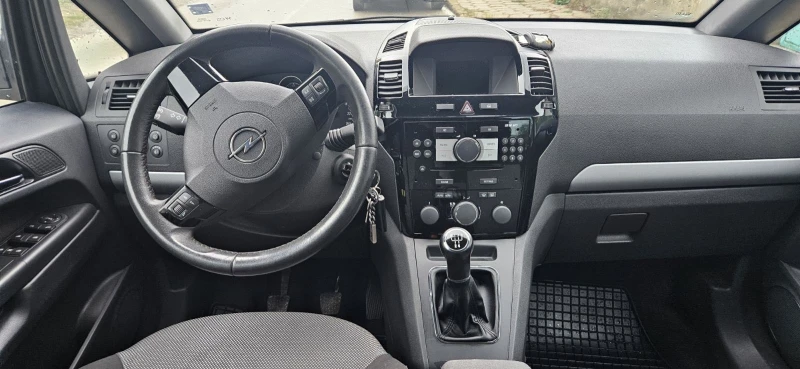 Opel Zafira, снимка 5 - Автомобили и джипове - 53078754