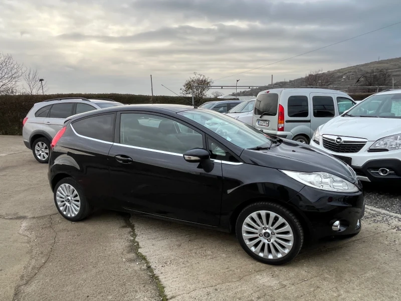 Ford Fiesta 1.4i Titanium, снимка 2 - Автомобили и джипове - 53237702