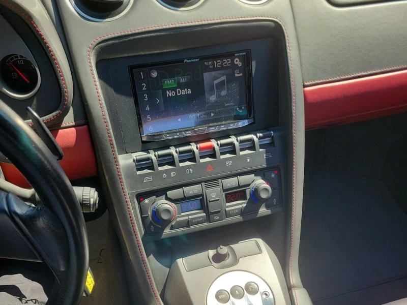 Lamborghini Gallardo * Giallo Midas* CarFax* V10* E-Gear, снимка 8 - Автомобили и джипове - 53310552